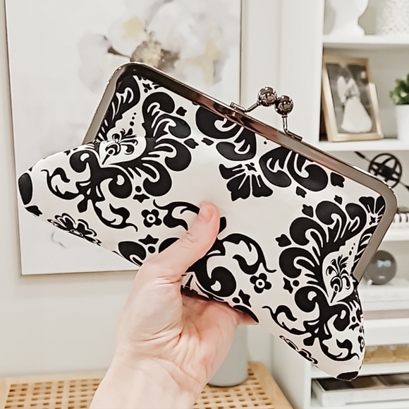 Handmade Black & Vintage White Damask Clutch Bag with Silver Hardware. - Picture 8 of 8